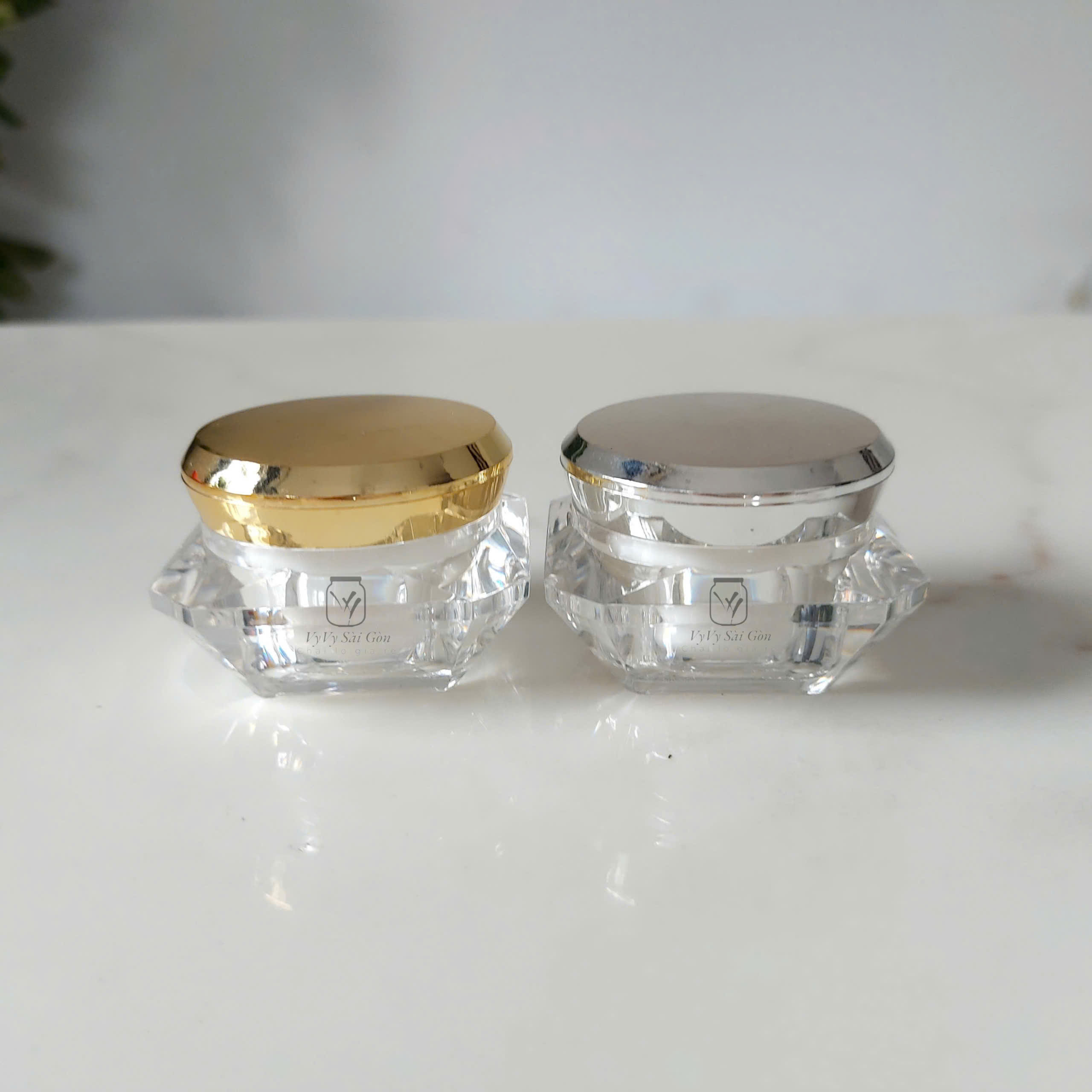 Hủ kim cương xịn nắp xi vàng, xi bạc